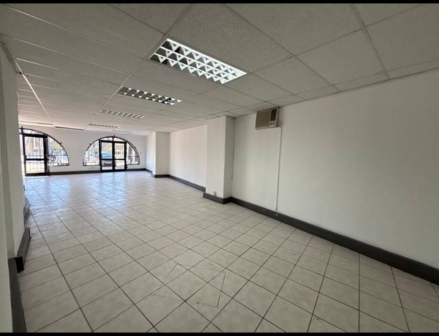 118M² OFFICE TO LET IN TYGER VALLEY